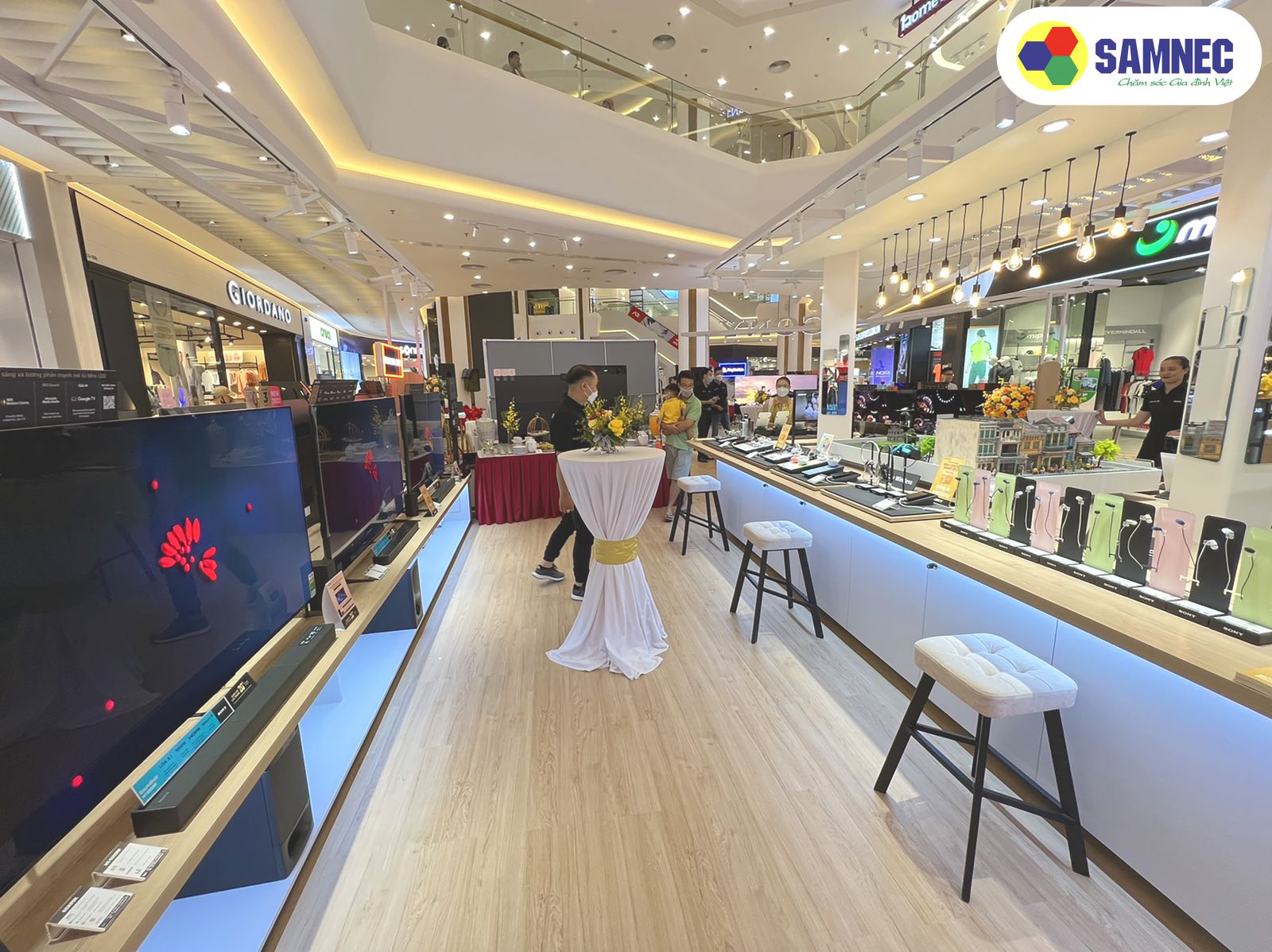 KHAI TRƯƠNG SONY CENTER THỨ 3 CỦA SAMNEC TẠI HÀ NỘI